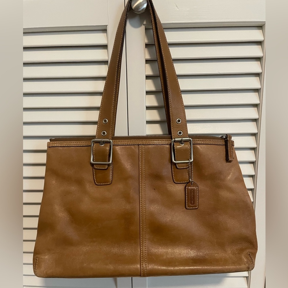 Coach Soft Legacy Zip Tote Style No: H33-9554